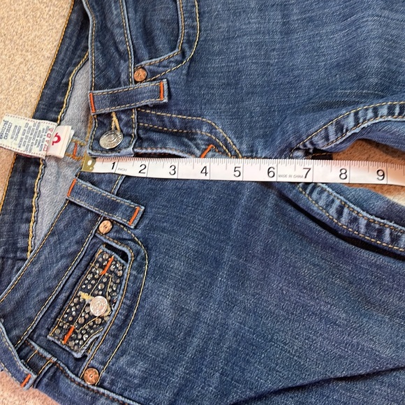 👖True Religion Dark Blue Straight Leg Jean Women size 26 W/ Crystal Emblishment - Picture 15 of 16
